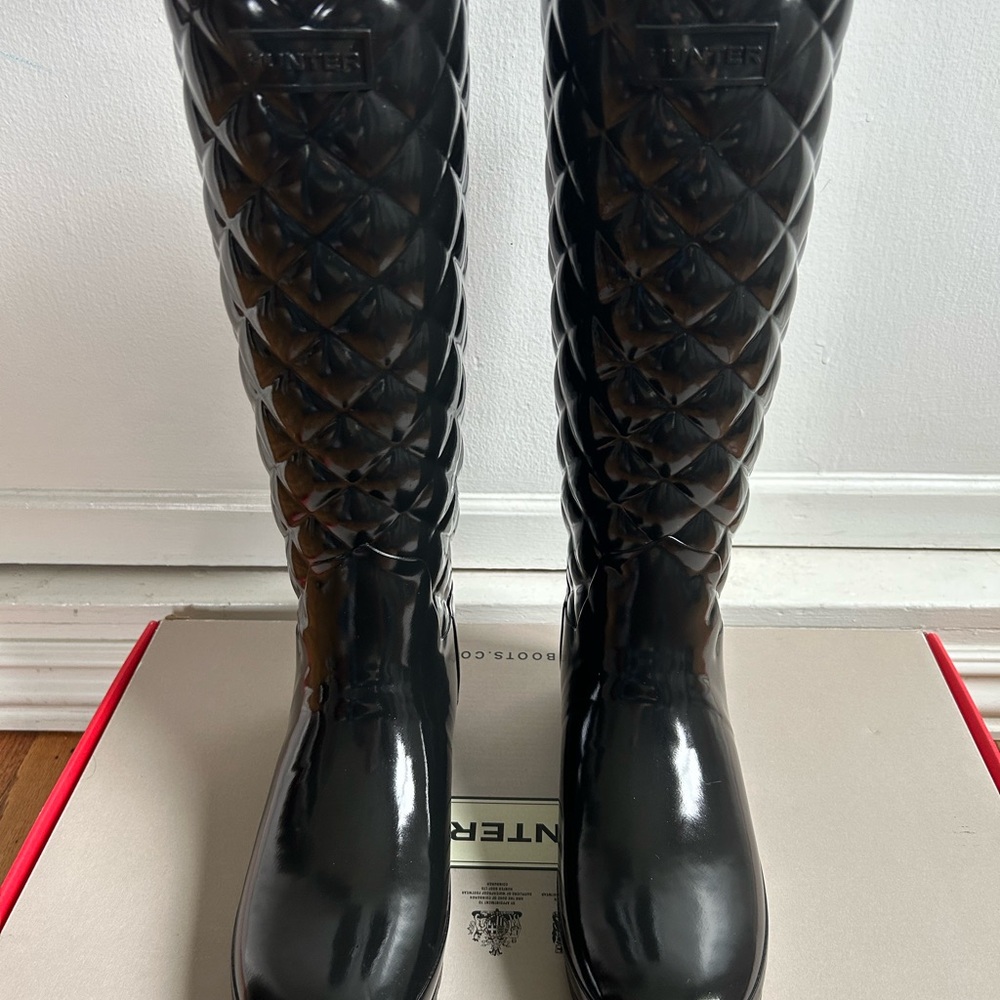 Hunter Glossy Black Quilted Women's Boots